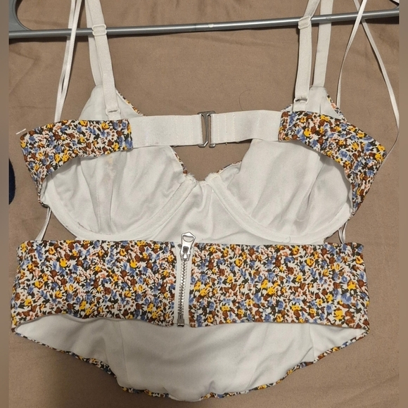 Garage Camisole with Built in Bra - Picture 5 of 7